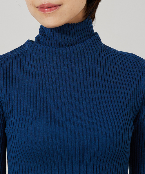 qualite（カリテ）の「シームレスタートルニット（ニット/セーター・レディース・オフホワイト/ブラウン/その他/ブルー・フリー）」の16枚目の写真