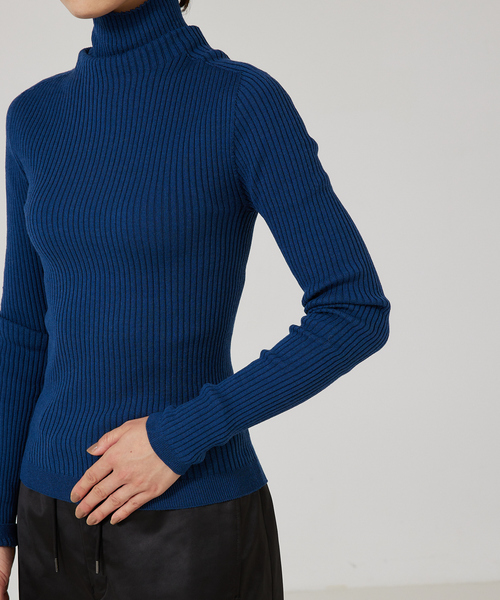 qualite（カリテ）の「シームレスタートルニット（ニット/セーター・レディース・オフホワイト/ブラウン/その他/ブルー・フリー）」の17枚目の写真