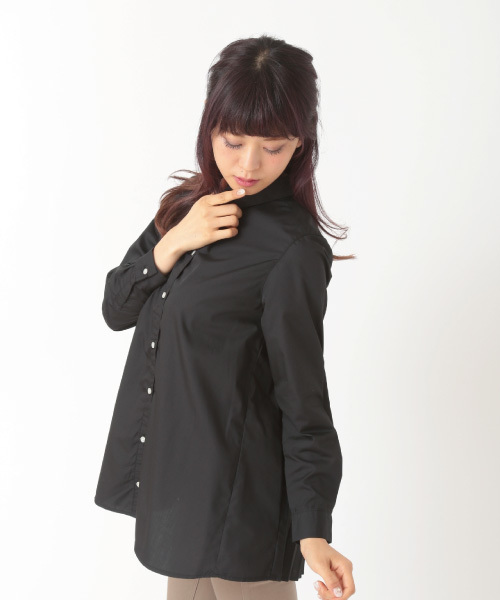 earth music&ecology(アースミュージックアンドエコロジー)の「バックプリーツシャツ(シャツ/ブラウス・レディース・ブラック/オフホワイト/グリーン系その他・FREE)」の3枚目の写真