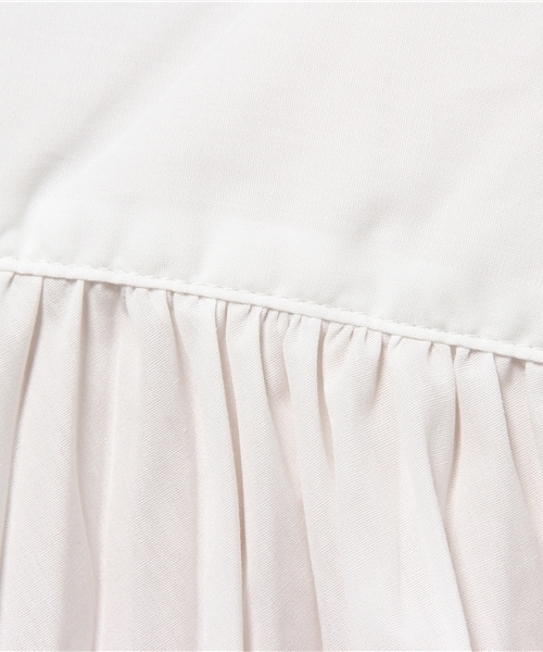 earth music&ecology(アースミュージックアンドエコロジー)の「バックプリーツシャツ(シャツ/ブラウス・レディース・ブラック/オフホワイト/グリーン系その他・FREE)」の16枚目の写真