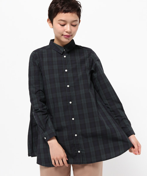 earth music&ecology(アースミュージックアンドエコロジー)の「バックプリーツシャツ(シャツ/ブラウス・レディース・ブラック/オフホワイト/グリーン系その他・FREE)」の17枚目の写真