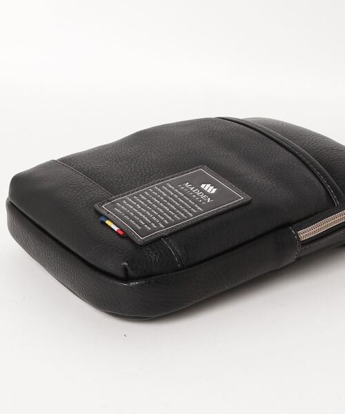 MADDEN EQUIPMENT（メデン イクイップメント）の「PUレザー 縦型 ミニショルダー（ショルダーバッグ・メンズ・ブラック/キャメル/ネイビー/ベージュ・ﾌﾘ-）」の6枚目の写真