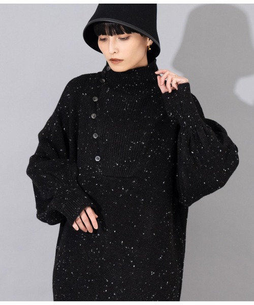 Settimissimo(セッティミッシモ)の「ハイネック ボタンデザイン ニットロングワンピース 長袖(ワンピース・レディース・オフホワイト/ブラック・M)」の16枚目の写真