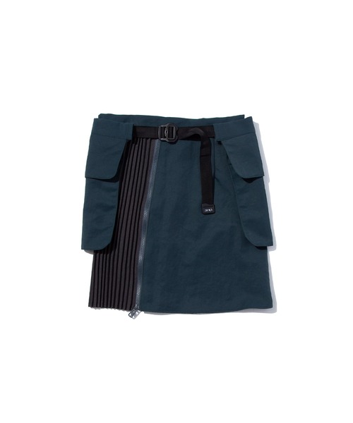 F/CE. (エフシーイー)の「F/CE. PLEATED SKIRT WITH BELT POCKET / エフシーイー プリーテッド スカート ウィズ ベルト ポケット(スカート・メンズ・ブルーグレー/ネイビー・SMALL/MEDIUM)」の2枚目の写真