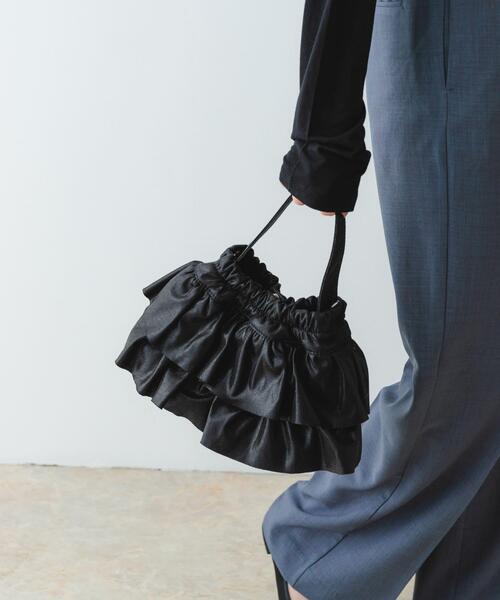 RODE SKO(ロデスコ)の「フリルメタリックミニバッグ(ショルダーバッグ・レディース・ブラック/シルバー/ライトブルー・ONE)」の14枚目の写真