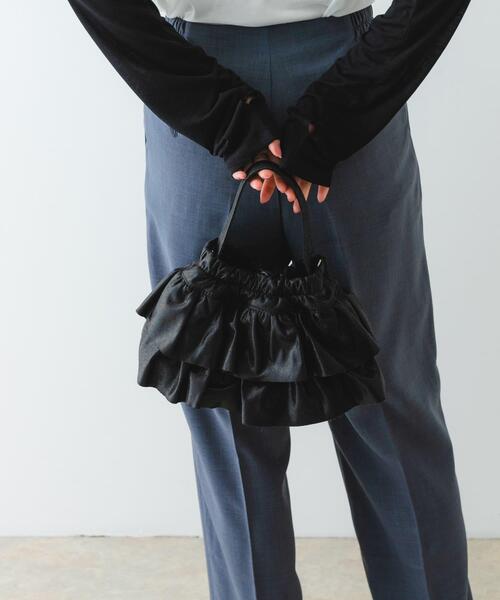 RODE SKO(ロデスコ)の「フリルメタリックミニバッグ(ショルダーバッグ・レディース・ブラック/シルバー/ライトブルー・ONE)」の15枚目の写真