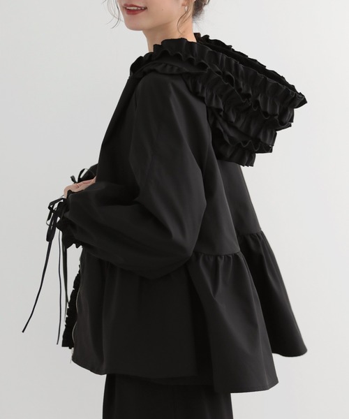MERAKI（メラキ）の「[MERAKI] フリルフードペプラムパーカーJKT（パーカー・レディース・ブラック・FREE）」の3枚目の写真