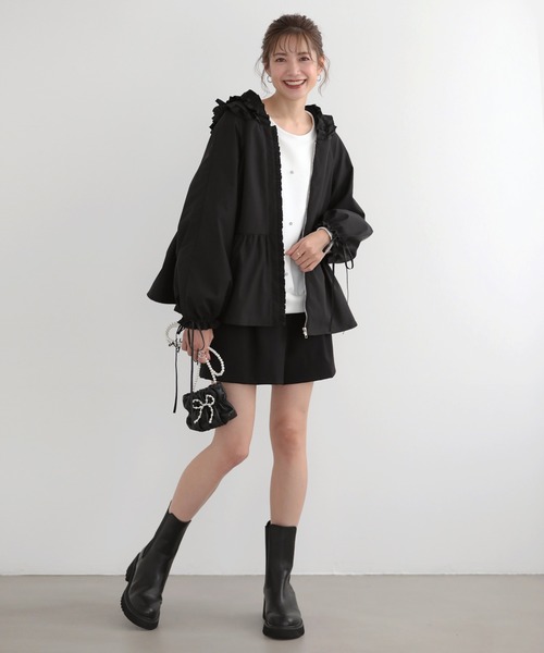 MERAKI（メラキ）の「[MERAKI] フリルフードペプラムパーカーJKT（パーカー・レディース・ブラック・FREE）」の7枚目の写真