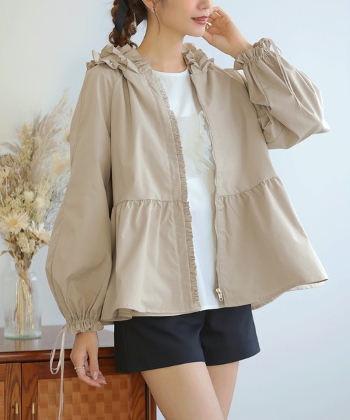 MERAKI（メラキ）の「[MERAKI] フリルフードペプラムパーカーJKT（パーカー・レディース・ブラック・FREE）」の20枚目の写真