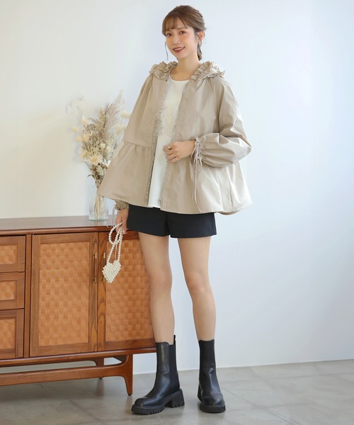 MERAKI（メラキ）の「[MERAKI] フリルフードペプラムパーカーJKT（パーカー・レディース・ブラック・FREE）」の22枚目の写真