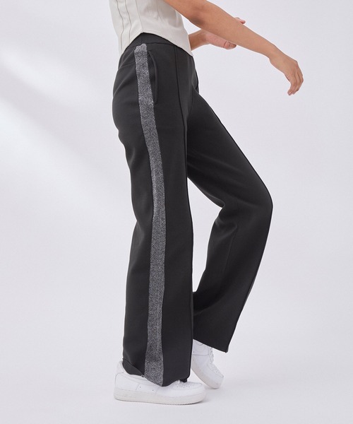 NERGY(ナージー)の「【UV&撥水】ニットトラックパンツ(その他パンツ・レディース・ブラウン/ネイビー/ブラック・S/M)」の2枚目の写真