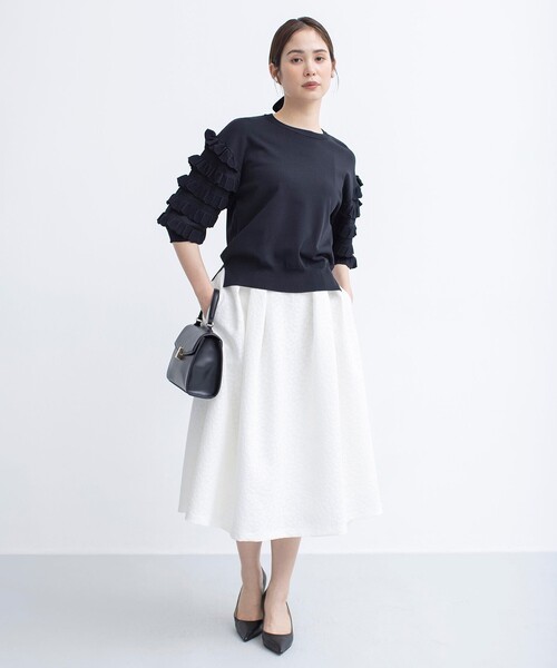 組曲(クミキョク)の「【WEB限定カラーあり】MINA 袖フリルニットプルオーバー(ニット/セーター・レディース・ブラック系/アイボリー系/イエロー系9・2)」の11枚目の写真