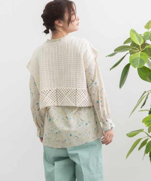 POU DOU DOU（プードゥドゥ）の「クロシェパターンベスト（ベスト・レディース・ダークグレー/アイボリー/ライトブルー・3）」の13枚目の写真