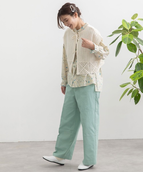 POU DOU DOU（プードゥドゥ）の「クロシェパターンベスト（ベスト・レディース・ダークグレー/アイボリー/ライトブルー・3）」の15枚目の写真