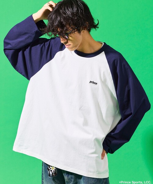 FREAK'S STORE(フリークスストア)の「prince/プリンス prince ワンポイントロゴ ラグラン切り替えロングスリーブTシャツ/ロンT/9分袖(Tシャツ/カットソー・メンズ・チャコールグレー/オフホワイト/ブラック/ホワイト・LARGE/MEDIUM)」の2枚目の写真