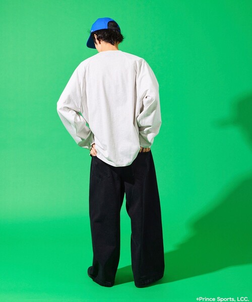 FREAK'S STORE(フリークスストア)の「prince/プリンス prince ワンポイントロゴ ラグラン切り替えロングスリーブTシャツ/ロンT/9分袖(Tシャツ/カットソー・メンズ・チャコールグレー/オフホワイト/ブラック/ホワイト・LARGE/MEDIUM)」の13枚目の写真