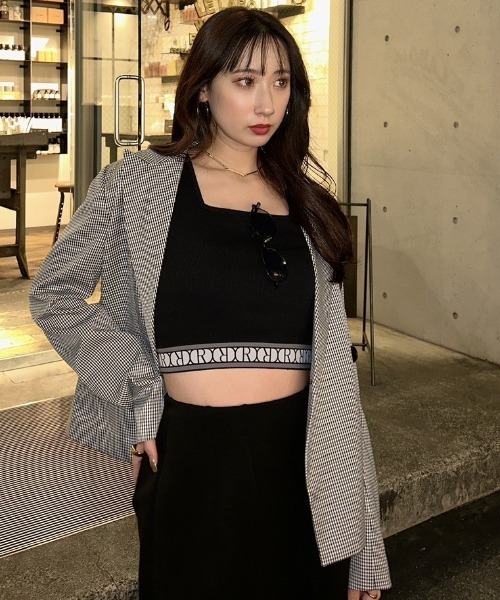 rienda(リエンダ)の「ゴムデザインノースリーブカットトップス 春服(タンクトップ・レディース・アイボリー/ブラック/ピンク・FREE)」の3枚目の写真