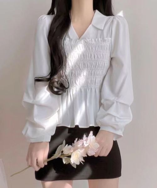 Sibra(シブラ)の「プリーツシャーリングシャツ(シャツ/ブラウス・レディース・ホワイト/ブラック/アイボリー・M)」の4枚目の写真