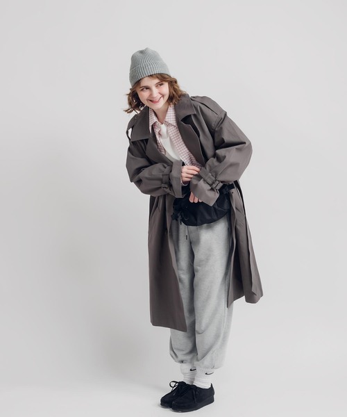 MUHET（ミュエータ）の「トレンチコート（トレンチコート・レディース・ネイビー/チャコールグレー/ベージュ・X-LARGE/MEDIUM）」の11枚目の写真