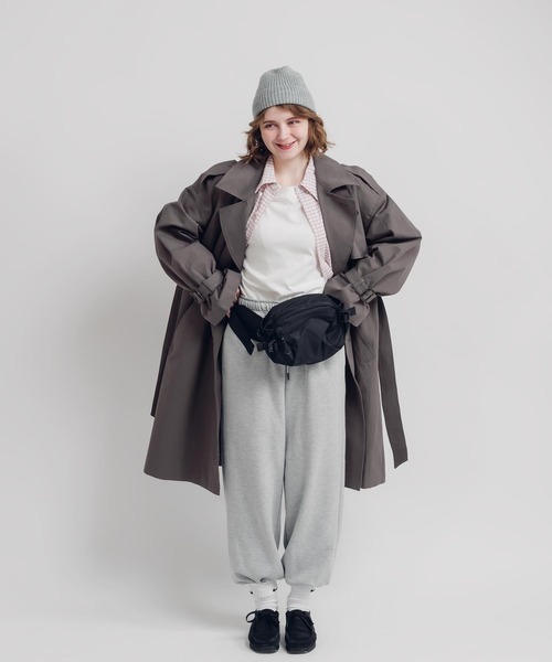 MUHET（ミュエータ）の「トレンチコート（トレンチコート・レディース・ネイビー/チャコールグレー/ベージュ・X-LARGE/MEDIUM）」の10枚目の写真