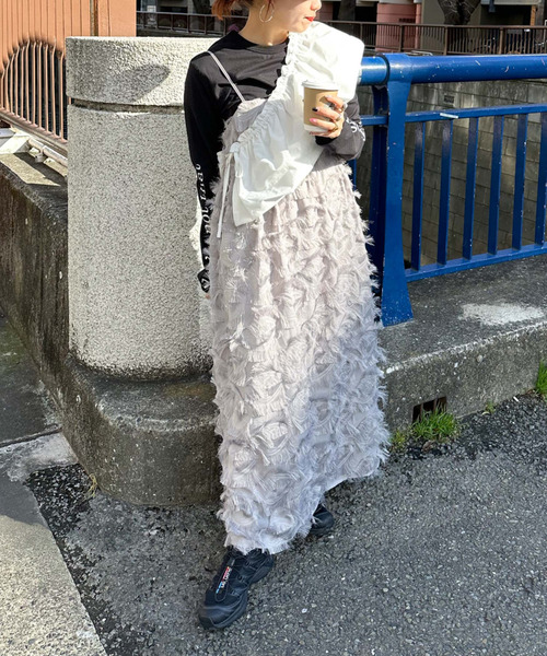 archives(アルシーヴ)の「〈limited〉FRINGE CAMISOLE DRESS(ワンピース・レディース・グレー/ブラック/アイボリー・MEDIUM)」の2枚目の写真
