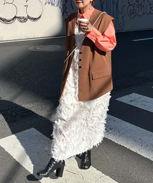 archives(アルシーヴ)の「〈limited〉FRINGE CAMISOLE DRESS(ワンピース・レディース・グレー/ブラック/アイボリー・MEDIUM)」の4枚目の写真