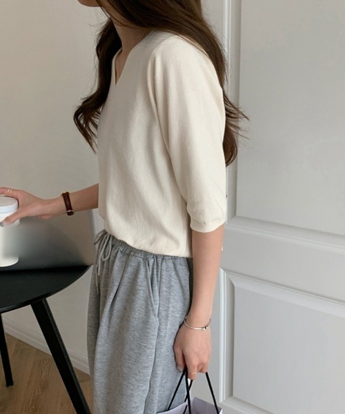 Miniministore(ミニミニストア)の「vネックサマーニット レディース 五分袖(ニット/セーター・レディース・グリーン/オフホワイト/アイボリー/ブラック/ラベンダー・FREE)」の14枚目の写真