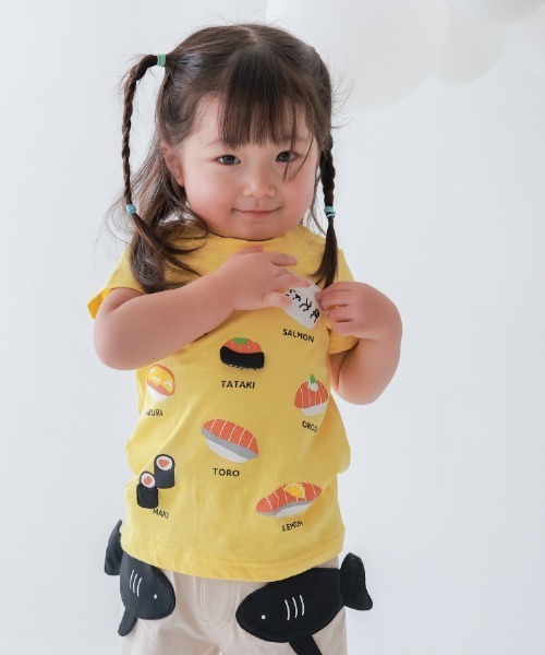 CHEEK ROOM（チークルーム）の「CHEEK ROOM/チークルーム サーモンまつりTシャツ（Tシャツ/カットソー・キッズ・アイボリー/イエロー/ピンク・80ｃｍ/90cm/100cm/110cm/120cm/130cm）」の3枚目の写真