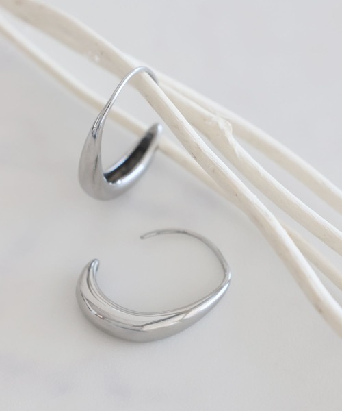 LEPSIM(レプシィム)の「ステンレスアソートピアス 107881(ピアス(両耳用)・レディース・シルバー系その他/ゴールド系その他/シルバー/ゴールド/シルバー系その他3/シルバー系その他2/シルバー系その他4・ONE SIZE)」の2枚目の写真