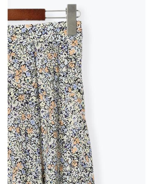 Te chichi（テチチ）の「【Atelier Bloom】フラワープリントフレアースカート（セットアップ可)（スカート・レディース・ブラック・F）」の13枚目の写真