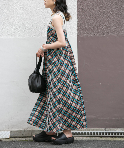 KBF(ケイビーエフ)の「スイッチングマキシキャミワンピース(ワンピース・レディース・グリーン系その他/ブラック/オレンジ系その他・ONE)」の18枚目の写真