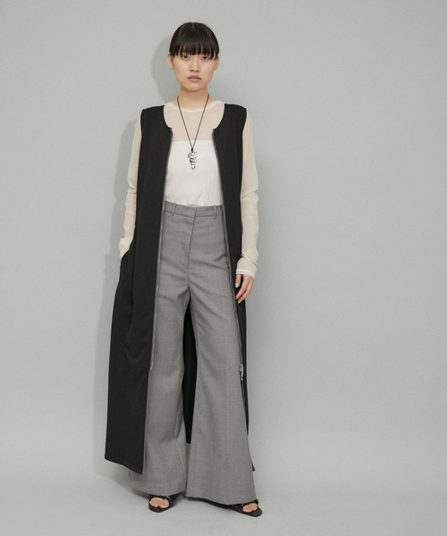 ADAM ET ROPE'（アダムエロペ）の「【WEB限定・サステナブル】2WAYジップジレワンピース（ワンピース・レディース・キナリ/ブラック・FREE）」の20枚目の写真