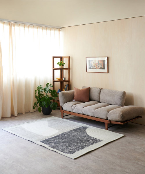 140✕200cm　シンプルラグ　イタリア購入 140✕200cmシンプルラグイタリア購入