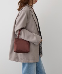 hai（ハイ）の「【hai】Little Silk/Velvet Bag（ハンドバッグ）」
