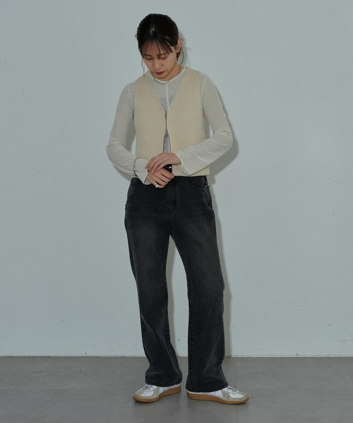 COLONY 2139（コロニートゥーワンスリーナイン）の「Wジップリブニットベスト（ベスト・レディース・ブラック/オフホワイト・FREE）」の3枚目の写真