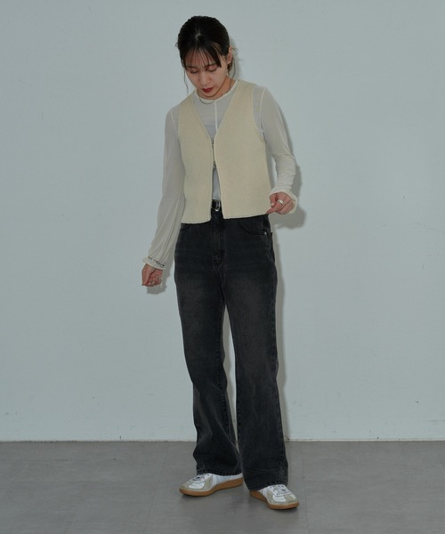 COLONY 2139（コロニートゥーワンスリーナイン）の「Wジップリブニットベスト（ベスト・レディース・ブラック/オフホワイト・FREE）」の4枚目の写真