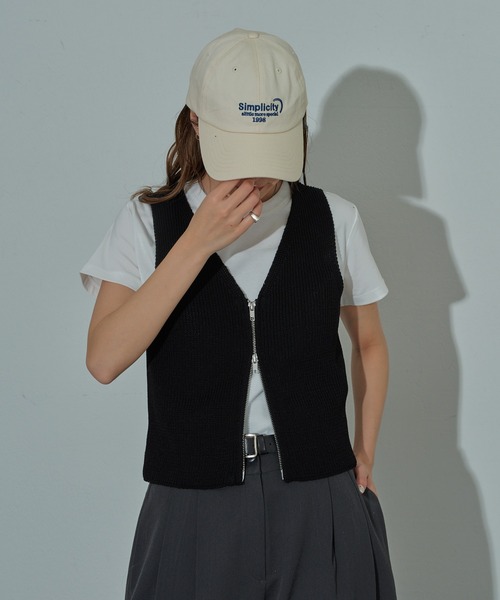 COLONY 2139（コロニートゥーワンスリーナイン）の「Wジップリブニットベスト（ベスト・レディース・ブラック/オフホワイト・FREE）」の7枚目の写真