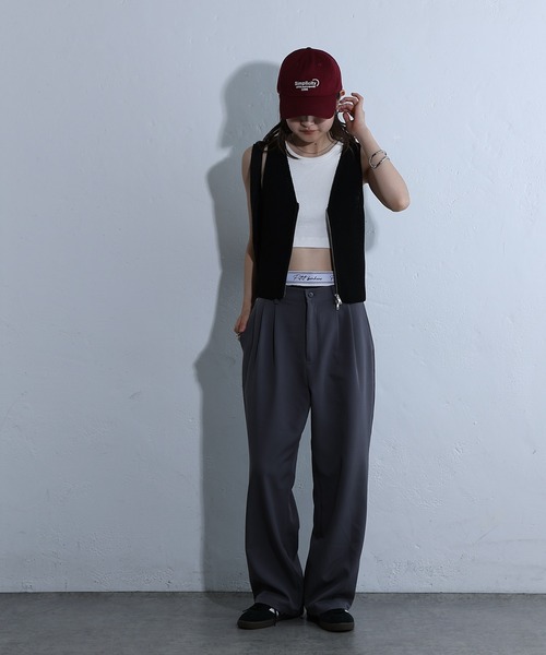 COLONY 2139（コロニートゥーワンスリーナイン）の「Wジップリブニットベスト（ベスト・レディース・ブラック/オフホワイト・FREE）」の19枚目の写真