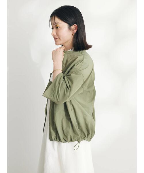 CRAFT STANDARD BOUTIQUE(クラフトスタンダードブティック)の「BIGポケットナイロンブラウス(シャツ/ブラウス・レディース・カーキ/オフホワイト/チャコールグレー・FREE)」の9枚目の写真