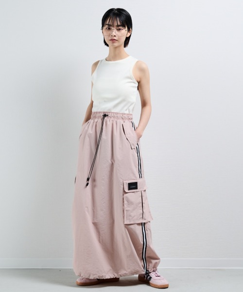 MERLOT（メルロー）の「ナイロンドロストラインスカート（スカート・レディース・ホワイト/ピンク・FREE）」の12枚目の写真