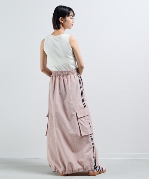 MERLOT（メルロー）の「ナイロンドロストラインスカート（スカート・レディース・ホワイト/ピンク・FREE）」の9枚目の写真