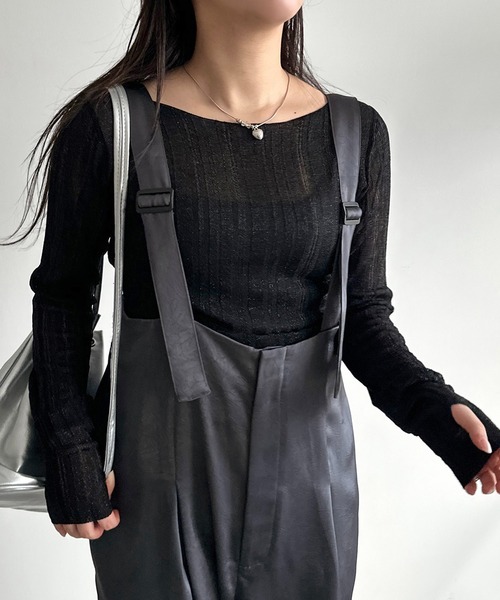 apres jour mignon（アプレジュールミニョン）の「フィンガーホール付きラメシアーニット【ZOZOTOWN限定アイテム】（ニット/セーター・レディース・グレー/ブラック/イエロー/パープル・X-LARGE/フリー）」の5枚目の写真