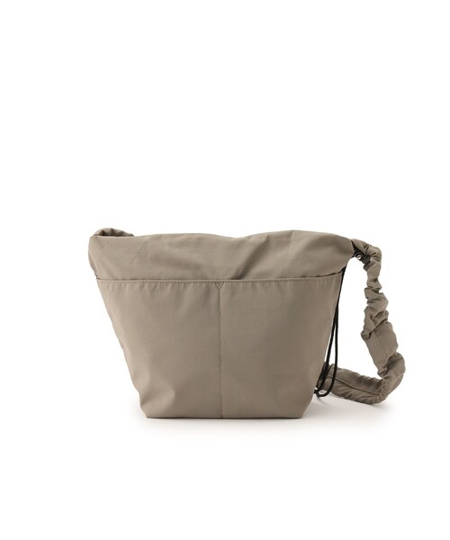 SHOO・LA・RUE（シューラルー）の「◆【撥水】ギャザーミニショルダーバッグ（ショルダーバッグ・レディース・カーキ/ブラック/グレー・00）」の5枚目の写真