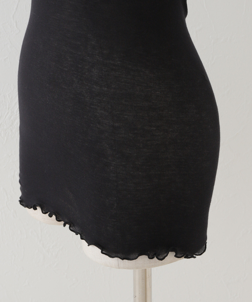 IENA LA BOUCLE(イエナラブークル)の「《追加》【SEAMLESS BASIC./シームレスベーシック】Flounce タンクトップ3(タンクトップ・レディース・ベージュ/ホワイト/ブラック・FREE)」の15枚目の写真