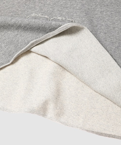 GANNI(ガニー)の「Isoli Cropped Oversized Hoodie(パーカー・レディース・グレー・L/XL/S/M/XXS/XS)」の5枚目の写真