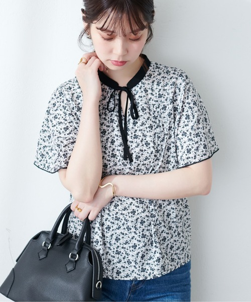 natural couture（ナチュラルクチュール）の「【WEB限定】配色リボンフレア袖ブラウス（シャツ/ブラウス・レディース・ネイビー/グレイッシュベージュ/その他1/ベージュ/ミント・FREE）」の5枚目の写真