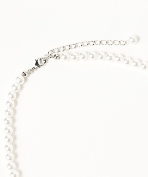 Ray BEAMS（レイビームス）の「マダム ポンパドール ネックレス（ネックレス・レディース・ホワイト・ONE SIZE）」の2枚目の写真