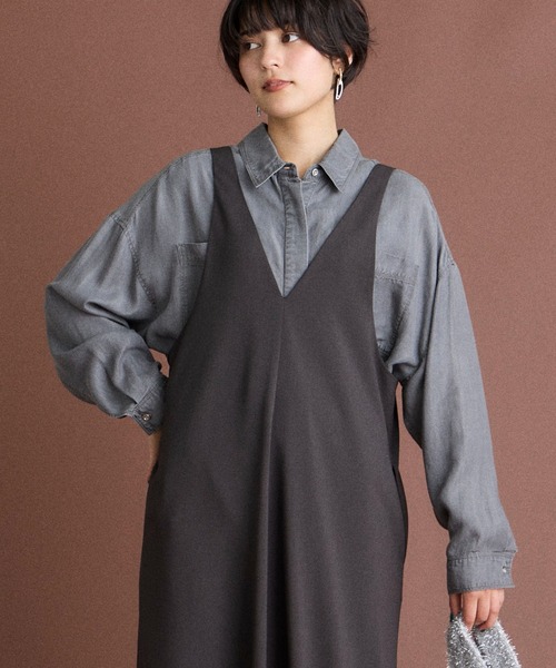 INED CLARO(イネドクラロ)の「再生繊維セルロースデニムシャツ【セットアップ対応】(シャツ/ブラウス・レディース・グレー/インディゴブルー・フリー)」の1枚目の写真