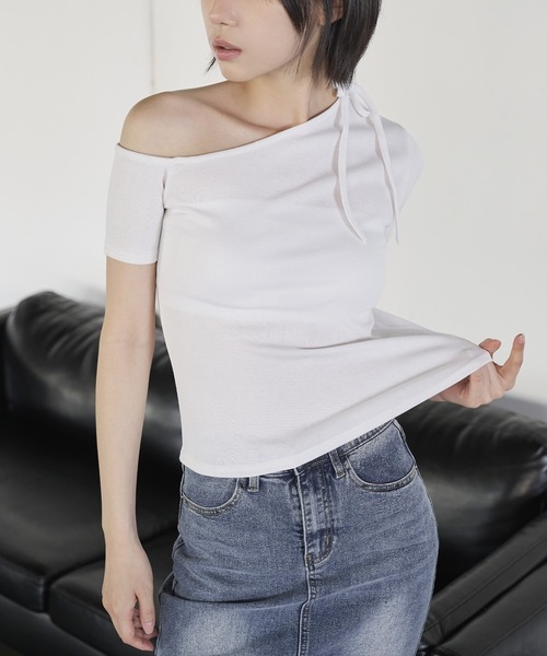 UNE MANSION（ユヌマンション）の「[UNE ORIGINAL]ワンオフショルダーチョーカーリボンTシャツカットソー（Tシャツ/カットソー・レディース・チャコール/ネイビー/ブラック/ピンク/アイボリー/ダークネイビー・FREE）」の20枚目の写真