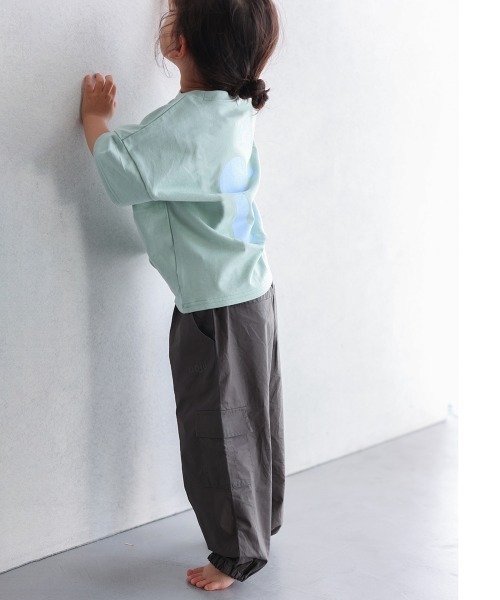 ooju（オージュ）の「【ooju】パラシュートパンツ（カーゴパンツ・キッズ・チャコールグレー/ベージュ・4/3/2/1）」の9枚目の写真